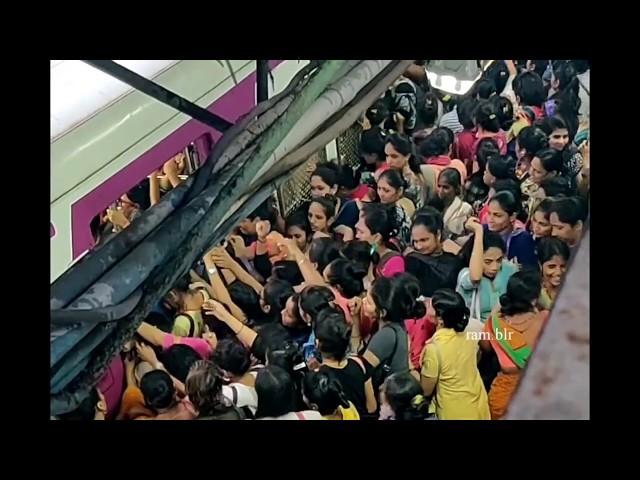 mumbai local train rush