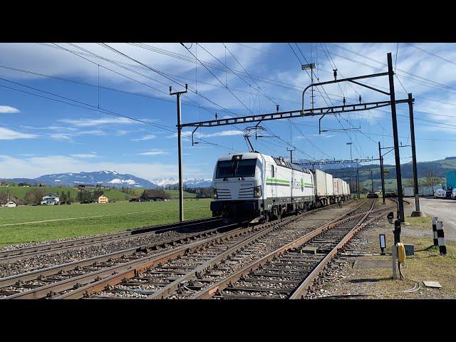 Railcare Siemens Vectron 476 456 mit Coop Kühlcontainerzug