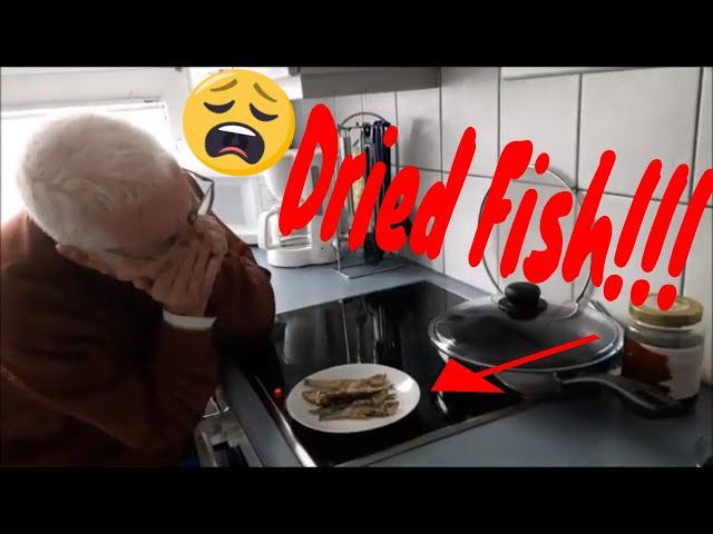 When Filipina wife fry Dried Fish | Austrian Husband Reaction | Filipina Vlogger In Vienna