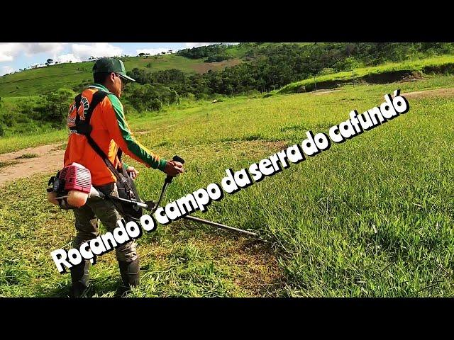 Roçando o campo da serra do cafundó Lagoa dos Gatos