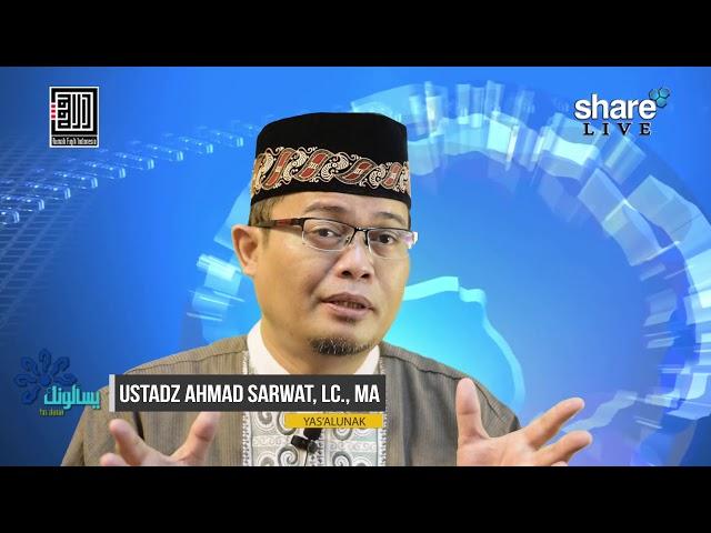 Shalat Berjamaah, Apakah Tetap Membaca AlFatihah? - Ustadz Ahmad Sarwat, Lc., MA