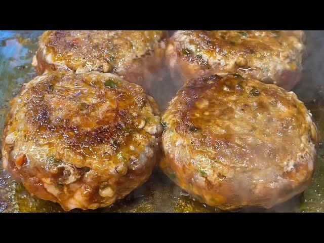 Epic Giant Meatballs - Tteokgalbi (맛있는 국내산 수제 떡갈비) - Korean Street Food