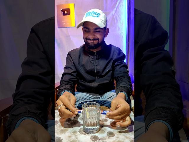 Magic done with a glass full of water  #experiment #hack #lifehacks #tiktok