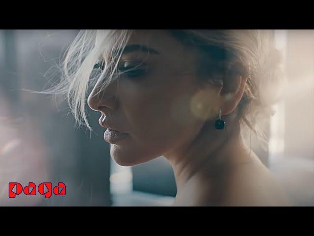 Hadise - Küçük Bir Yol (Official Video)