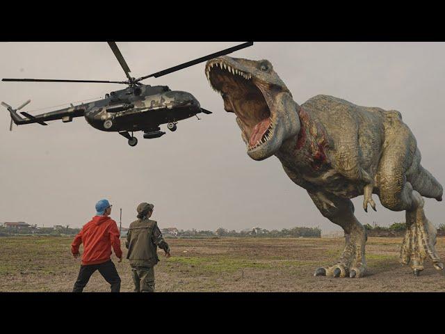 Hunter Save Photographers P2 | Jurassic World Dominions In Real Life | Dinosaur Attack | Teddy Chase