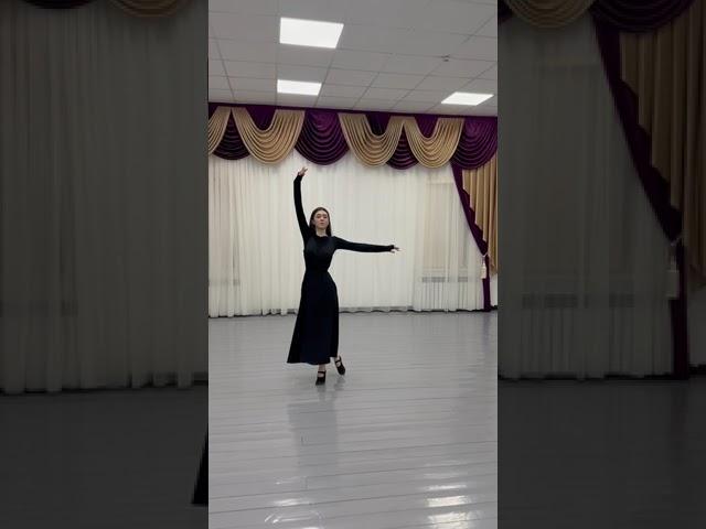 Абхазский танец.Хореограф Арина #кавказ #кавказскиетанцы#абаза#абазины#абхазия