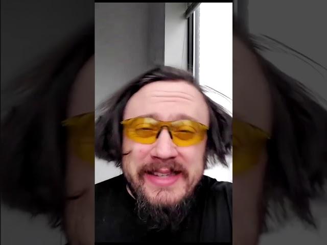 Sam Hyde gives a shoutout to the medical workers [full insta story]