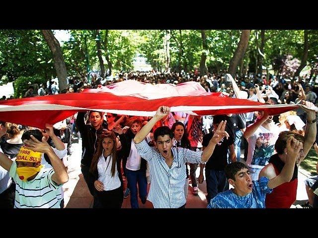 Turkey: "We want the government to resign!" say Taksim Gezi protesters