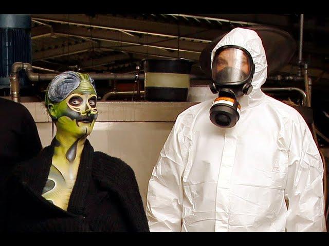 THE EXTERMINATOR - Bodypaint meets Business. Project WORRKING ART by artist Jörg Düsterwald