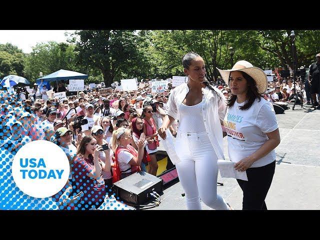 Alicia Keys, America Ferrera speak at Families Belong Together rally