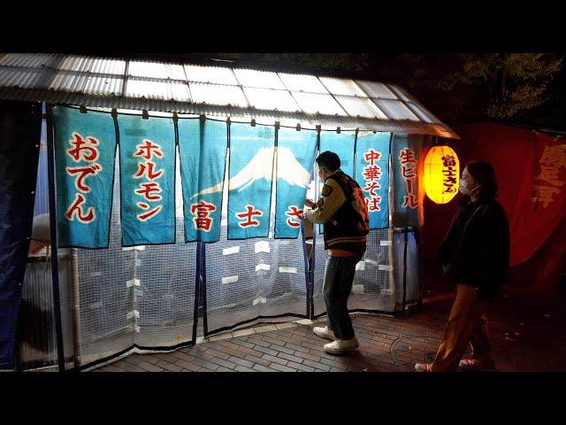 600 Yen for a Bowl of Ramen! Close-up on a Food Stall Owner at Midnight!