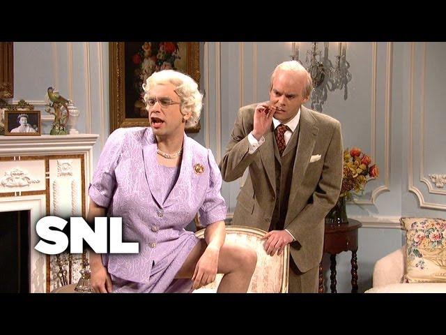 Kate Middleton Meets the Real Royal Family - SNL