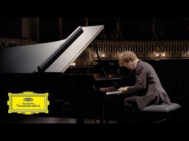 Jan Lisiecki - Paderewski: Miscellanea, Op.16: IV. Nocturne in B Flat Major (WPD performance)