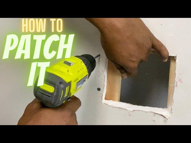 HOW TO CUT DRYWALL TO FIX A HOLE