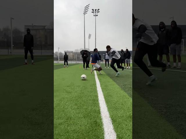 L’art du dribble  #neymar #mbappe #skills #foot #football #1v1 #soccer #paris #psg #jnk ￼