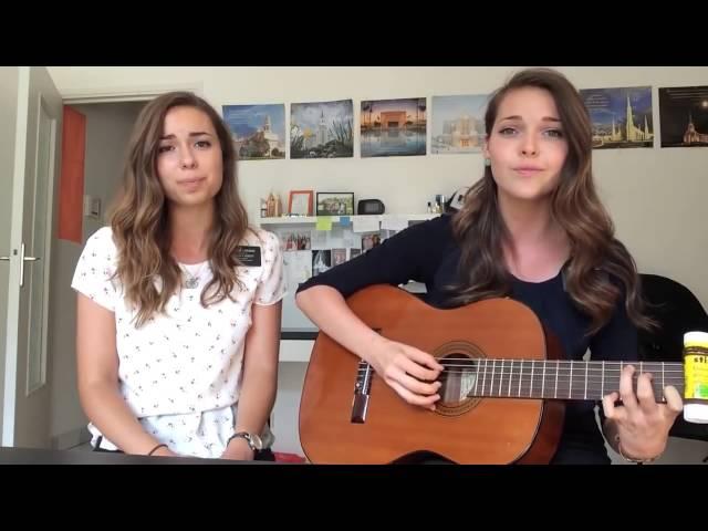 Sisters Larsen and Wallace sing I Love to See the Temple in French