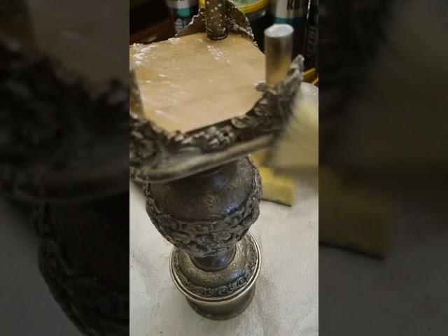 Подсвечник из помятой вазочки
