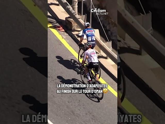 Adam Yates en BALADE sur le Tour d’Oman ! #Yates #uae ASO