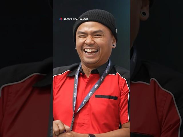 Bukan badutnya yang ulang tahun Pak Andri