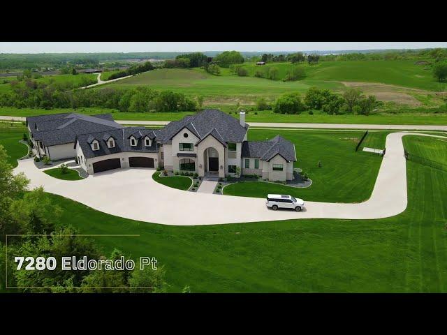 INSIDE A $5.8M LUXURY ESTATE IN WEST DES MOINES, IOWA