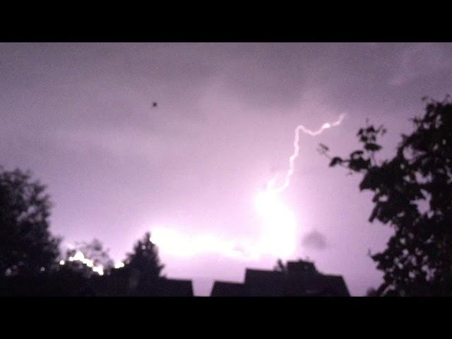 1 hour of a major, constant thunderstorm in Seattle WA