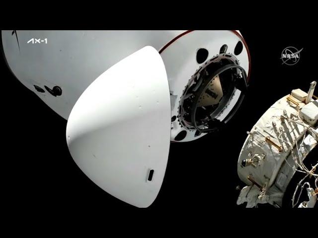 Mira el momento en el que la nave SpaceX llega a la Estación Espacial Internacional