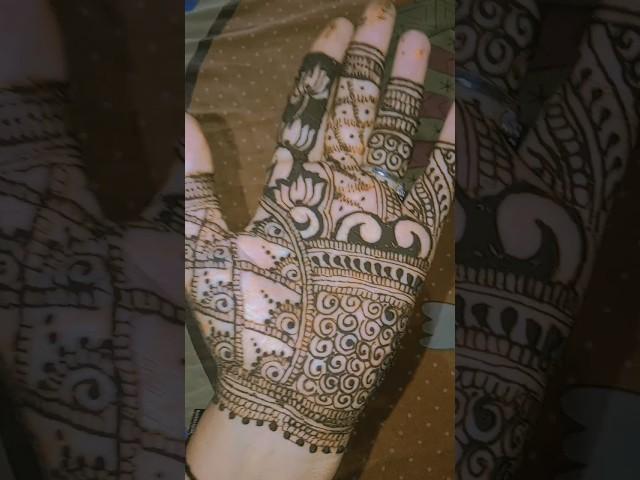 front hand mehndi design 