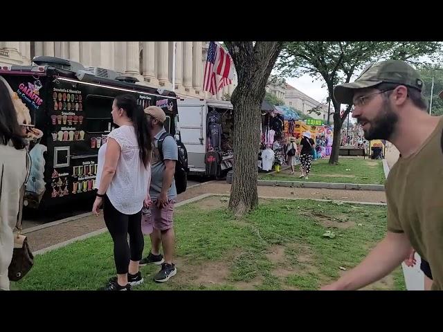 Washington DC food trucks on Constitution Avenue NE