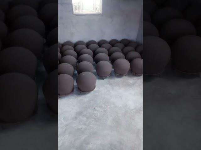 Aluminum pot molds in a room