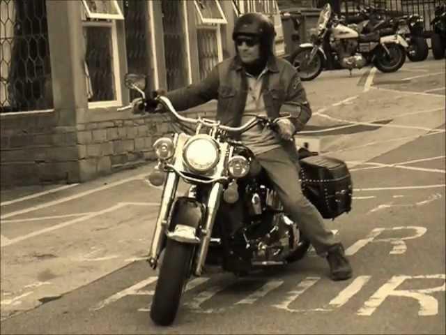 ROCK MUSIC (22) BEST SONGS FOR RIDERS (PHOTOS OF HARLEY DAVIDSON)PART ONE