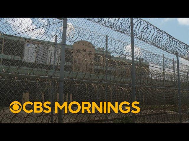 New Orleans jail maintenance worker arrested over inmate escape as 5 remain on the run