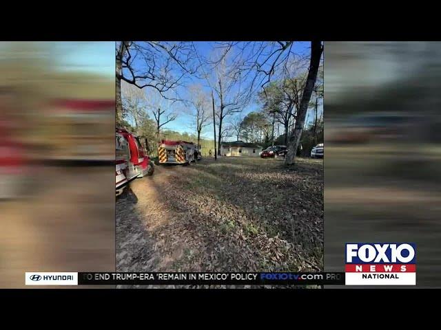 Crews battle several house fires around Mobile County