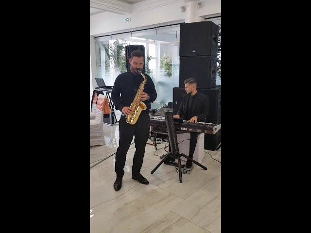 Codrut Ceoarec - Somewhere over the rainbow || Saxophone Cover Live ||