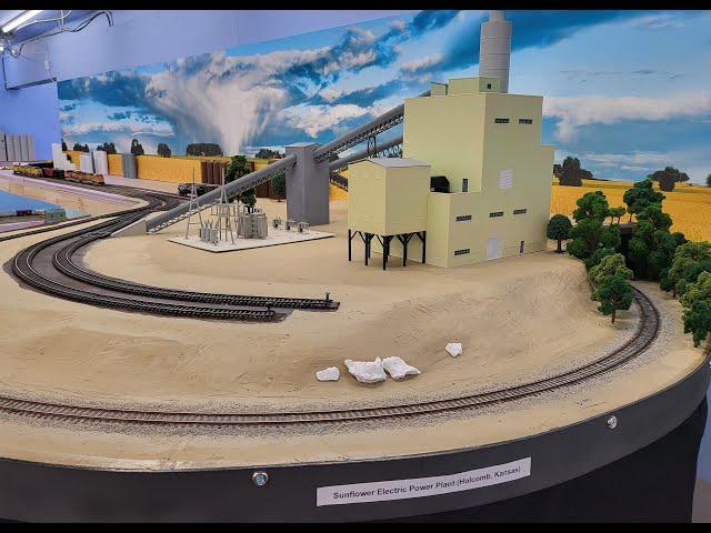 K&W HO Scale Model Railroad, Construction Update #39 -  Power Plant work and some painting done