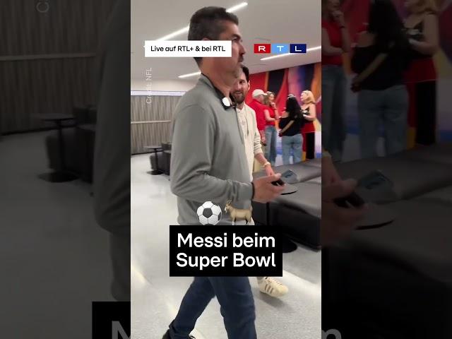 Lionel Messi beim Super Bowl 