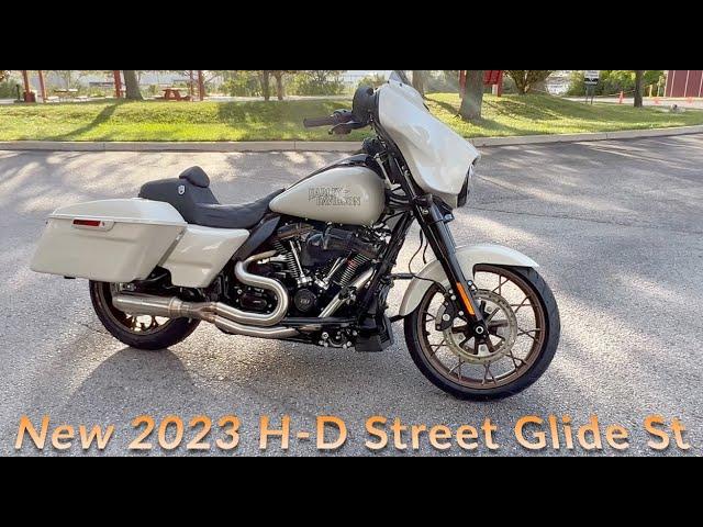 Harley-Davidson - New 2023 Street Glide ST in White Sand Pearl - Review Specs by Ronnie