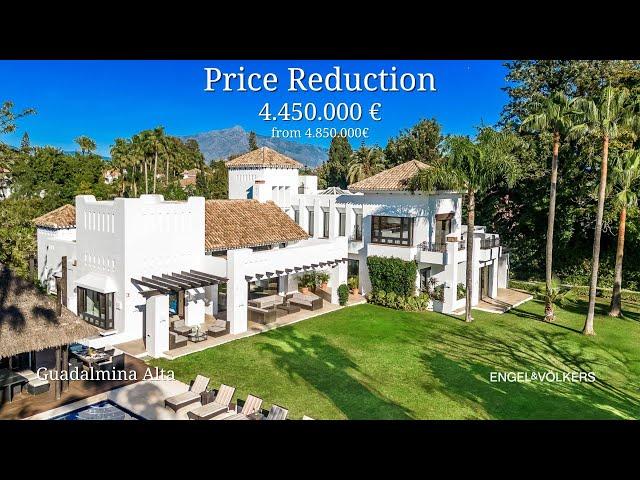 Elegant Andalusian style beachside villa in Guadalmina Baja | W-02R7B8 | Engel & Völkers Marbella