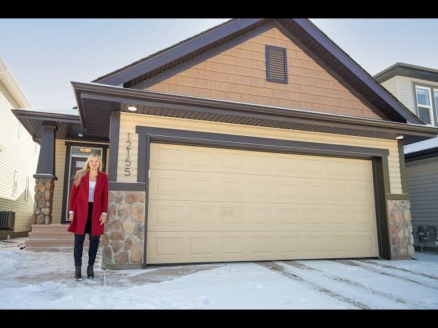 Edmonton Home for sale Fully Finished Bungalow Backing Green Space $550,000