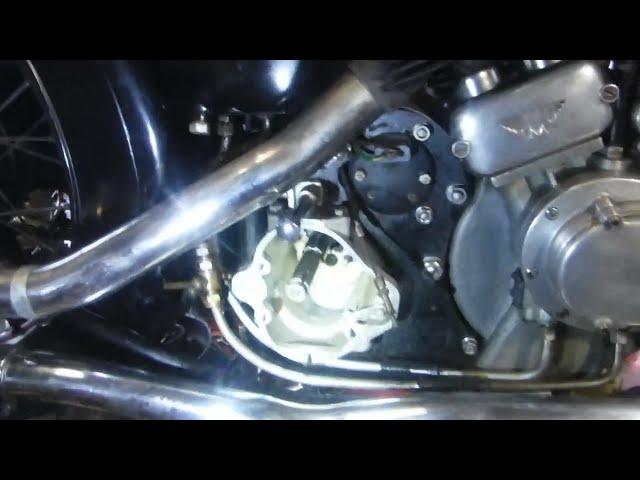 Matchless 990 cc Model X may have gearbox problems 4  - checking & discussing the gearbox internals.