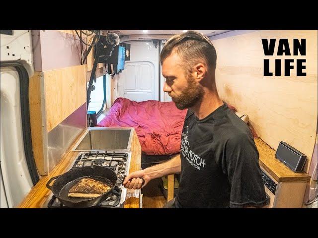 Stealth Camping in New York City | Cooking Food