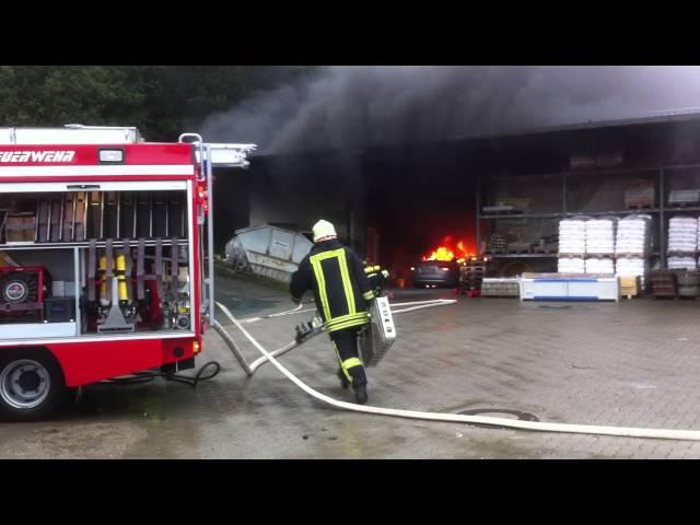 Brand Lagerhalle Baustoffhandel in Winterberg 19.08.2011