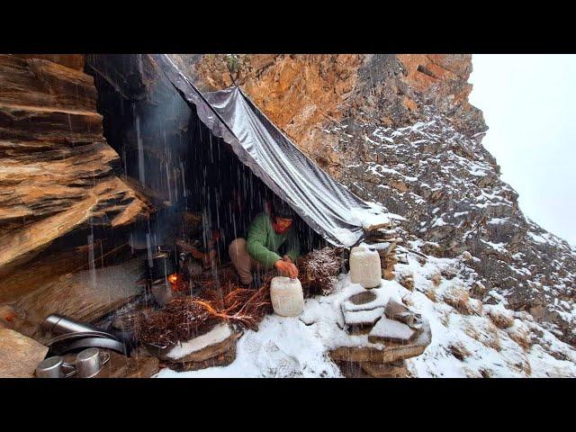 Very Heavy Snow In The Last Day Of Winter Nomadic Village Mugu Nepal | Real Nepali Life |