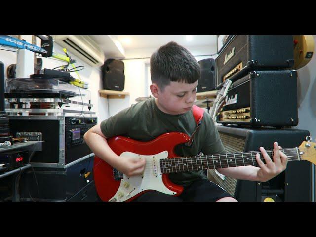 Song 2 - Blur Guitar Cover By 12 Year Old Ivan