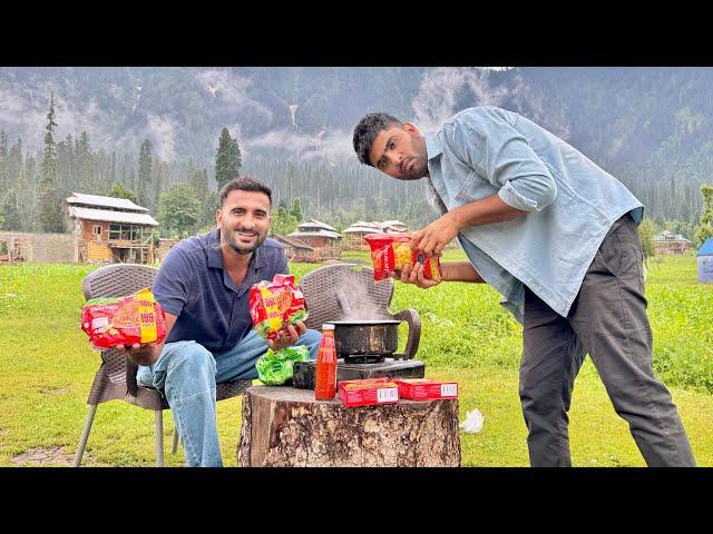 Picnic In Kashmir ||Hiking Ny Jan Nikal Di