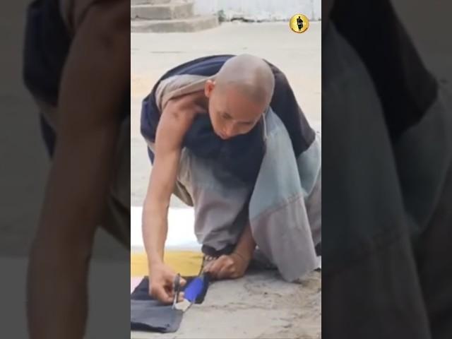 Monk Minh Tue shows how to cut & fold robes of patches (paṃsukūla) from discarded cloth #thayminhtue