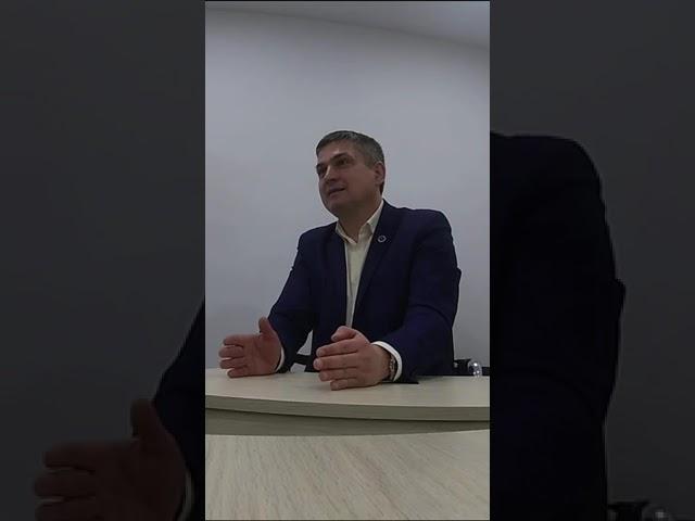 Тренинги и обучение для риэлторов | Бизнес тренер риэлторов Роман Павловский