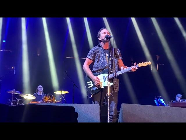 Pearl Jam - Oakland, Ca - 5/12/2022 - (14 Songs Front Row Center) 1080HD