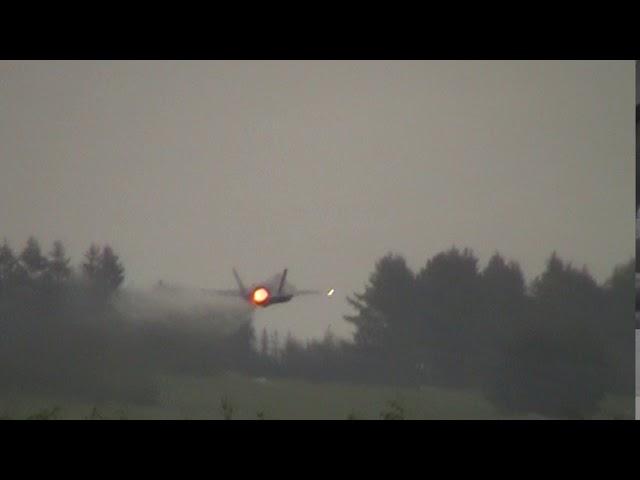 RNLAF F-35 Unrestricted Climb At Abbotsford International Airshow 2017