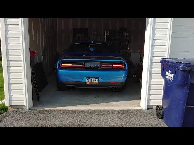 Challenger Hellcat Redeye cold start