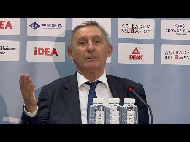 Pešić: "Znam da volite umetnike, ali ja volim ratnike, a Srbija treba da ima 12 takvih!"